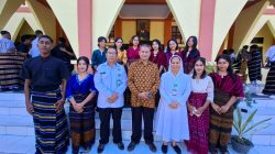 SMAK Negeri Ende Umumkan Kelulusan dengan Nuansa Budaya, Siswa Kenakan Pakaian Adat