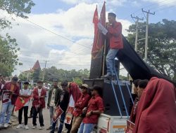 Demo di Kejati NTT, IMM NTT Tolak Kriminalisasi Jonas Salean