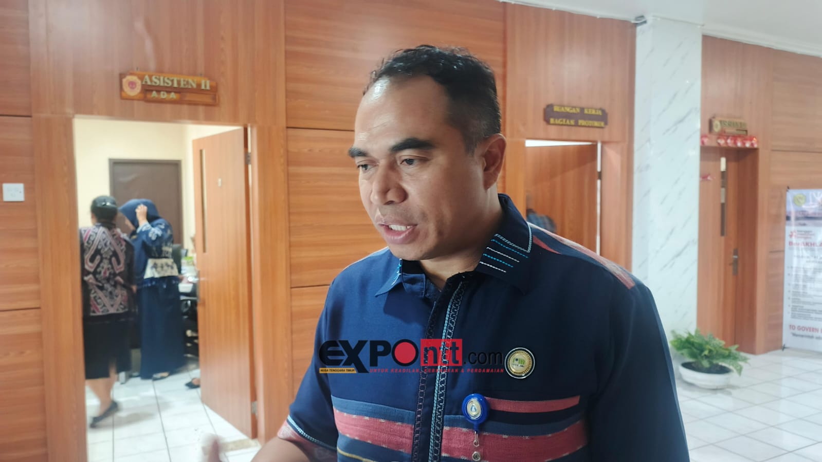 Direktur Perumda Air Minum Kota Kupang, Isidorus Lilijawa / foto: Gorby Rumung