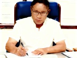 Anggur Baru Disimpan Dalam Kantong Kulit Yang Baru
