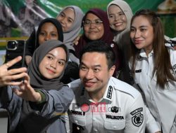 Christian Widodo–Serena Francis Makin Solid Pimpin Kota Kupang