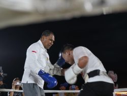 Johni Asadoma Vs Daud Yordan, Laga Amal untuk Korban Gempa Flores