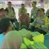 Kapolda NTT Rudi Darmoko Temui Korban Gempa di Ngada, Salurkan Bantuan dan Motivasi
