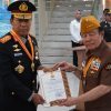 Kapolda NTT Rudi Darmoko Dianugerahi Bintang LVRI atas Pengabdian untuk Indonesia