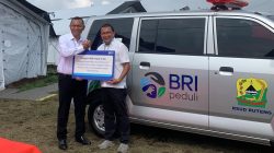 BRI Serahkan Ambulans untuk Perkuat Layanan Kesehatan di Manggarai